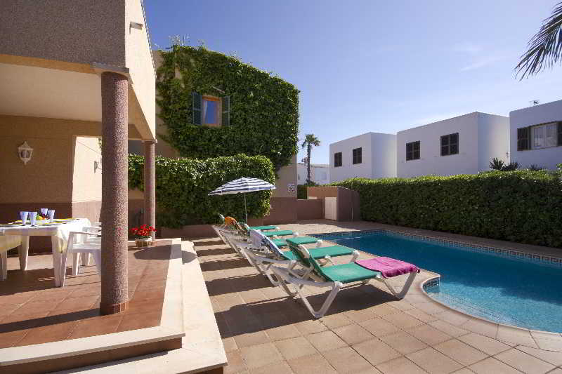 Oliveres I II Cala Blanca  Luaran gambar