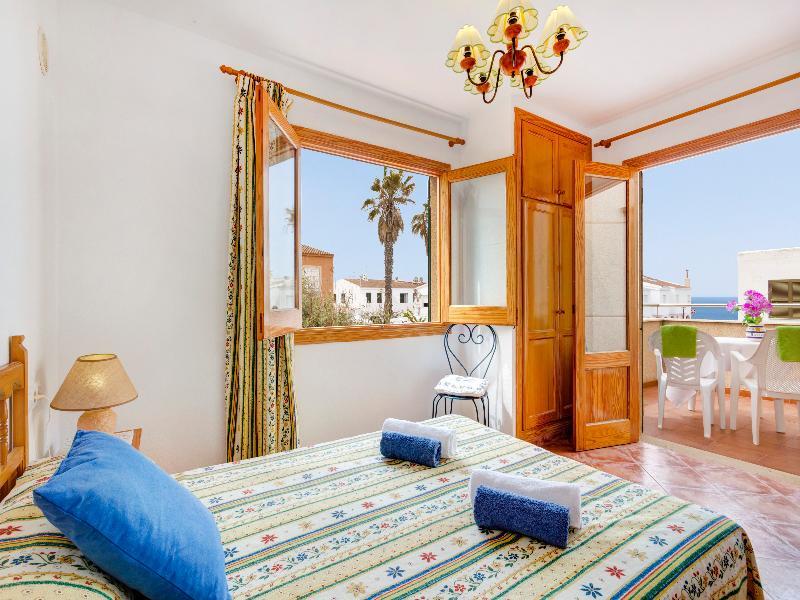 Oliveres I II Cala Blanca  Luaran gambar
