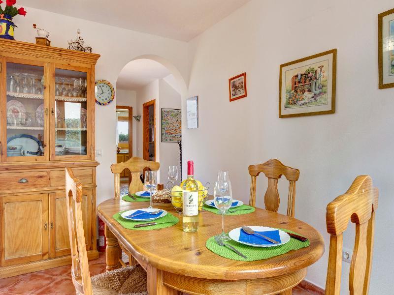 Oliveres I II Cala Blanca  Luaran gambar