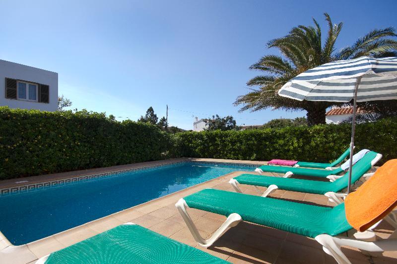 Oliveres I II Cala Blanca  Luaran gambar